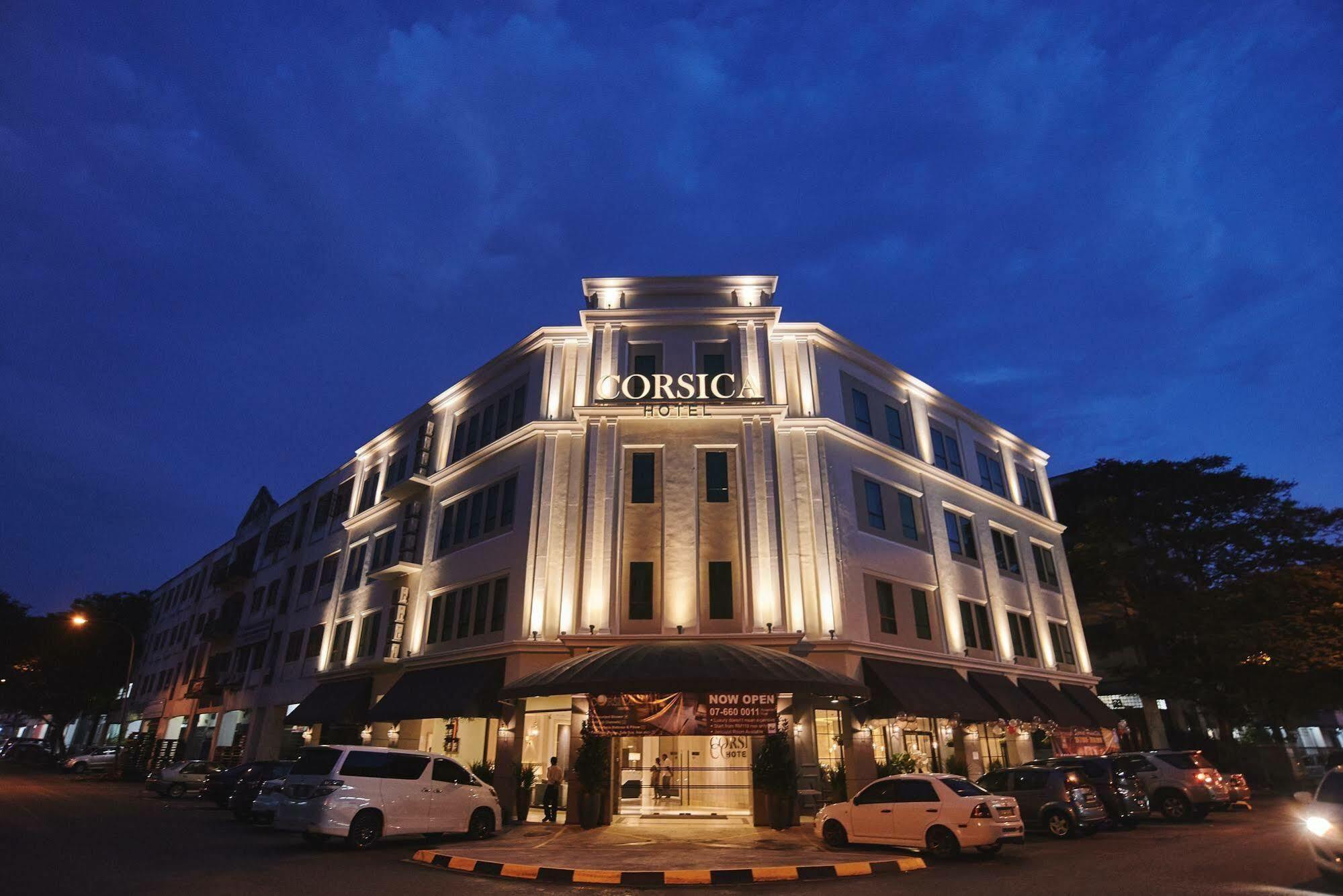 Corsica Hotel Kulai Exteriör bild